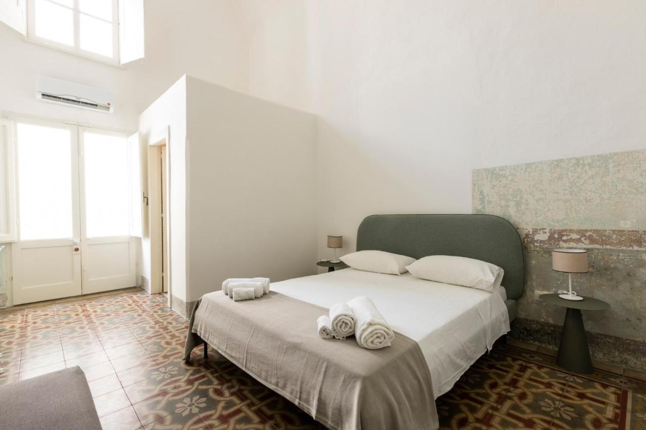 Palazzo Balsamo Bed & Breakfast Gallipoli Bagian luar foto