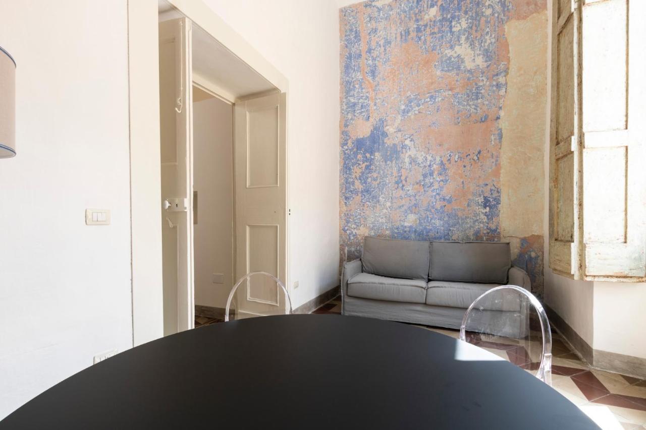 Palazzo Balsamo Bed & Breakfast Gallipoli Bagian luar foto