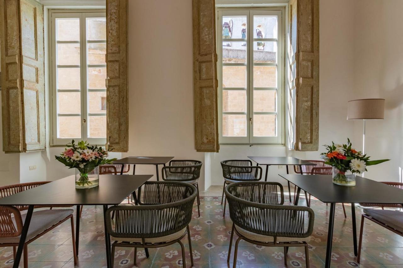 Palazzo Balsamo Bed & Breakfast Gallipoli Bagian luar foto